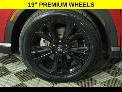 Used 2024 Honda CR-V Sport Touring image 11