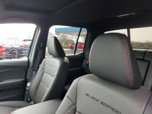 New 2026 Honda Ridgeline Black Edition image 12
