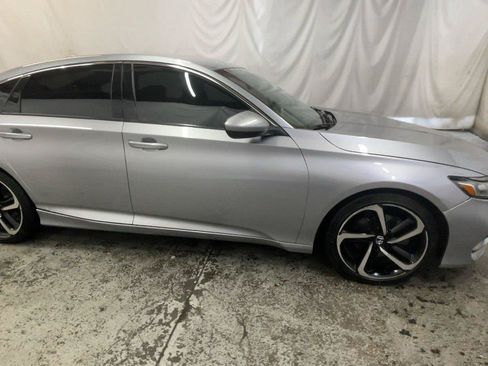 Used 2020 Honda Accord Sport image 4