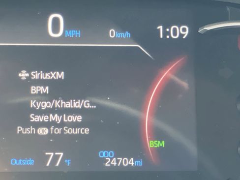 Used 2025 Toyota RAV4 XLE w/ Convenience Package image 34