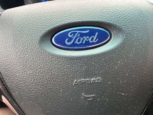 Used 2016 Ford Explorer XLT w/ Equipment Group 202A AWD/4WD image 21