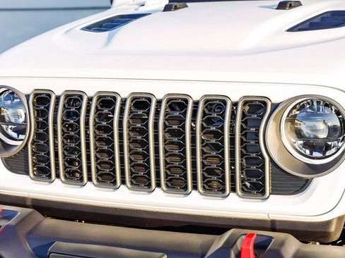 New 2025 Jeep Wrangler Unlimited Rubicon image 6