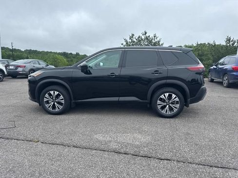 Certified 2023 Nissan Rogue SV FWD image 8