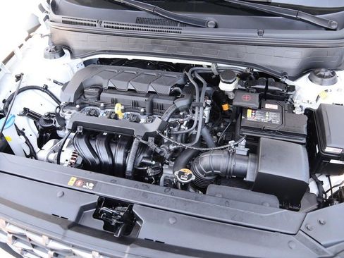 Used 2026 Hyundai Venue SEL FWD image 29