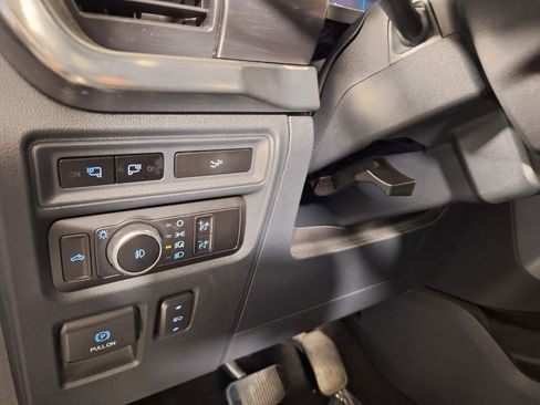 Used 2023 Ford F150 Lariat RWD image 25