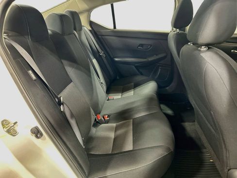 Used 2024 Nissan Sentra SV FWD image 22