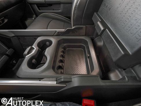 Used 2026 RAM 2500 Laramie image 32