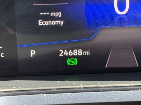 Used 2023 Volkswagen Taos SE w/ Panoramic Sunroof Package image 18