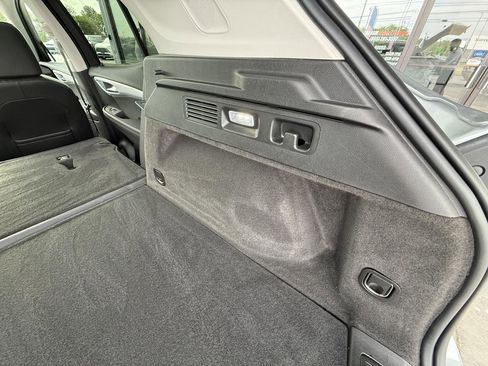 Used 2024 Buick Envision Avenir AWD/4WD image 49