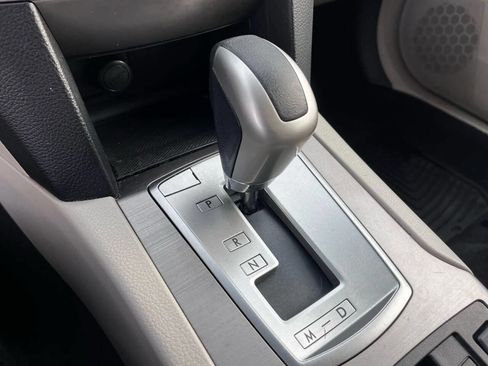 Used 2012 Subaru Outback 2.5i Premium w/ All-Weather Pkg image 26