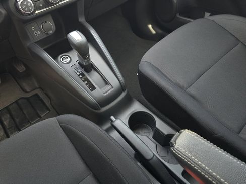 Used 2025 Nissan Kicks Play S image 16