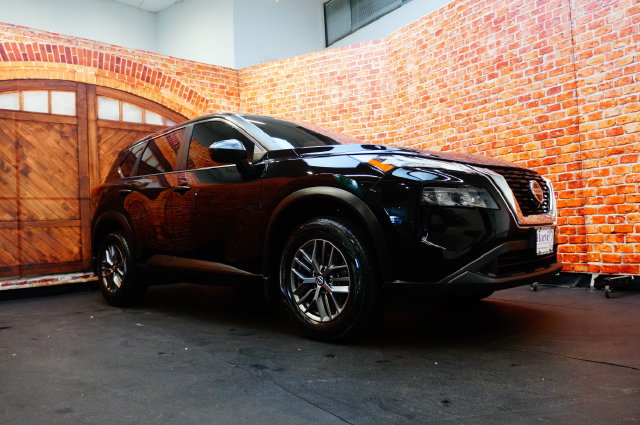 Certified 2021 Nissan Rogue S AWD/4WD image 3