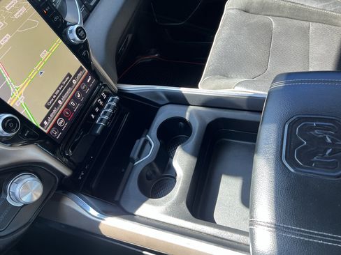 Used 2019 RAM 1500 Laramie RWD image 24