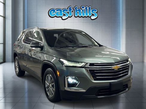 Certified 2022 Chevrolet Traverse LT AWD/4WD image 1