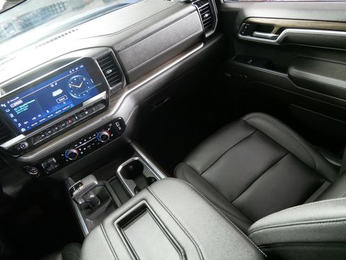 Used 2022 Chevrolet Silverado 1500 RST w/ RST All Star Premium Package image 11