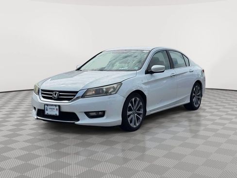 Used 2014 Honda Accord Sport image 3