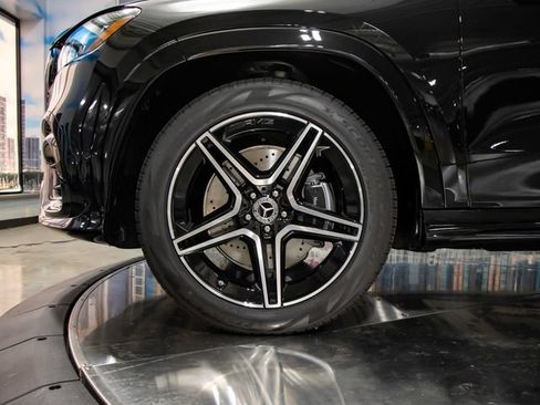 Used 2026 Mercedes-Benz GLS 450 4MATIC image 7