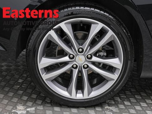 Used 2024 Chevrolet Malibu LT FWD image 32
