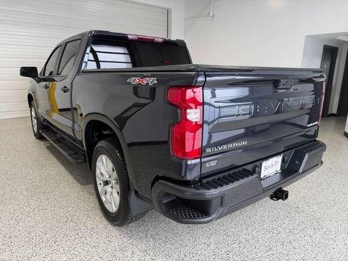 Used 2023 Chevrolet Silverado 1500 Custom AWD/4WD image 5