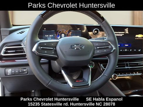 New 2026 Chevrolet Traverse Z71 w/ Enhanced Driving Package AWD/4WD image 3