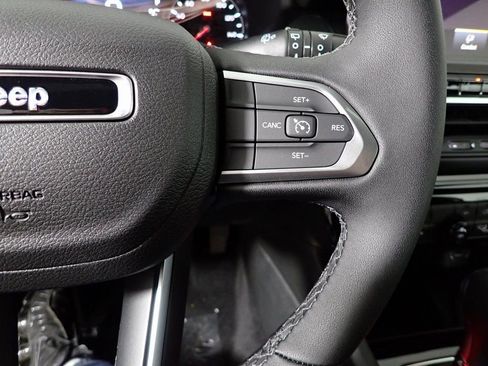 New 2026 Jeep Compass Latitude image 21