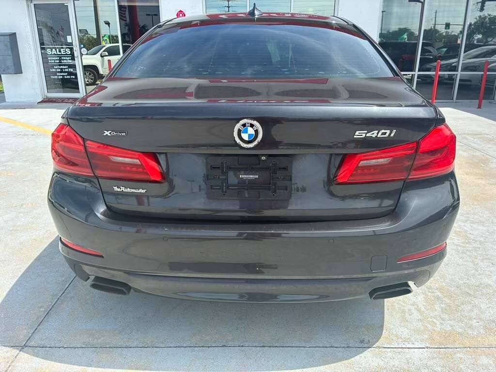 Used 2019 BMW 540i xDrive w/ Premium Package AWD/4WD image 8