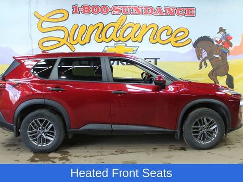 Used 2021 Nissan Rogue S image 1