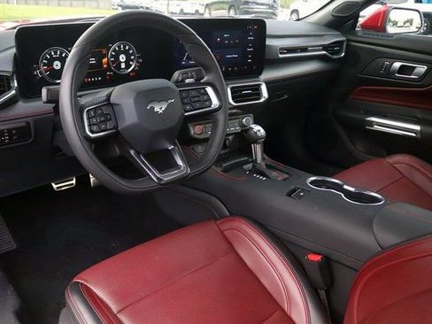 Used 2024 Ford Mustang GT Premium image 13
