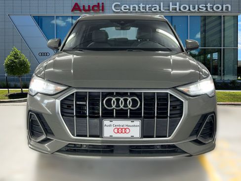 Used 2020 Audi Q3 2.0T Premium w/ Convenience Package image 6