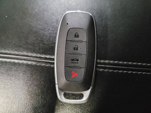 Used 2024 Nissan Sentra S FWD image 32