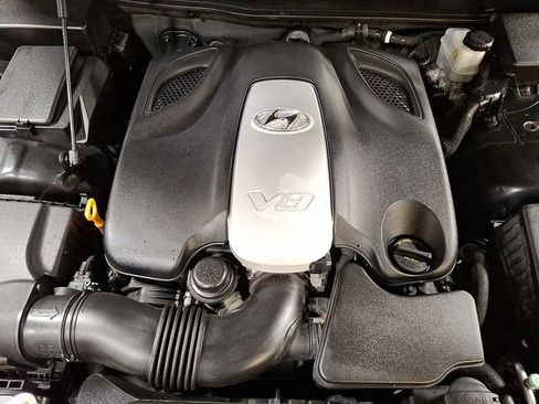 Used 2012 Hyundai Genesis 4.6 image 27