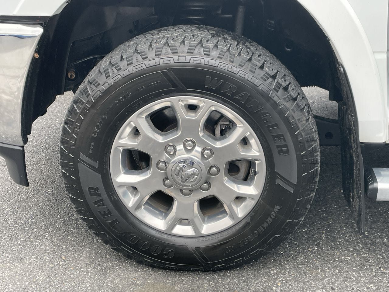 Used 2022 RAM 2500 Laramie AWD/4WD image 10
