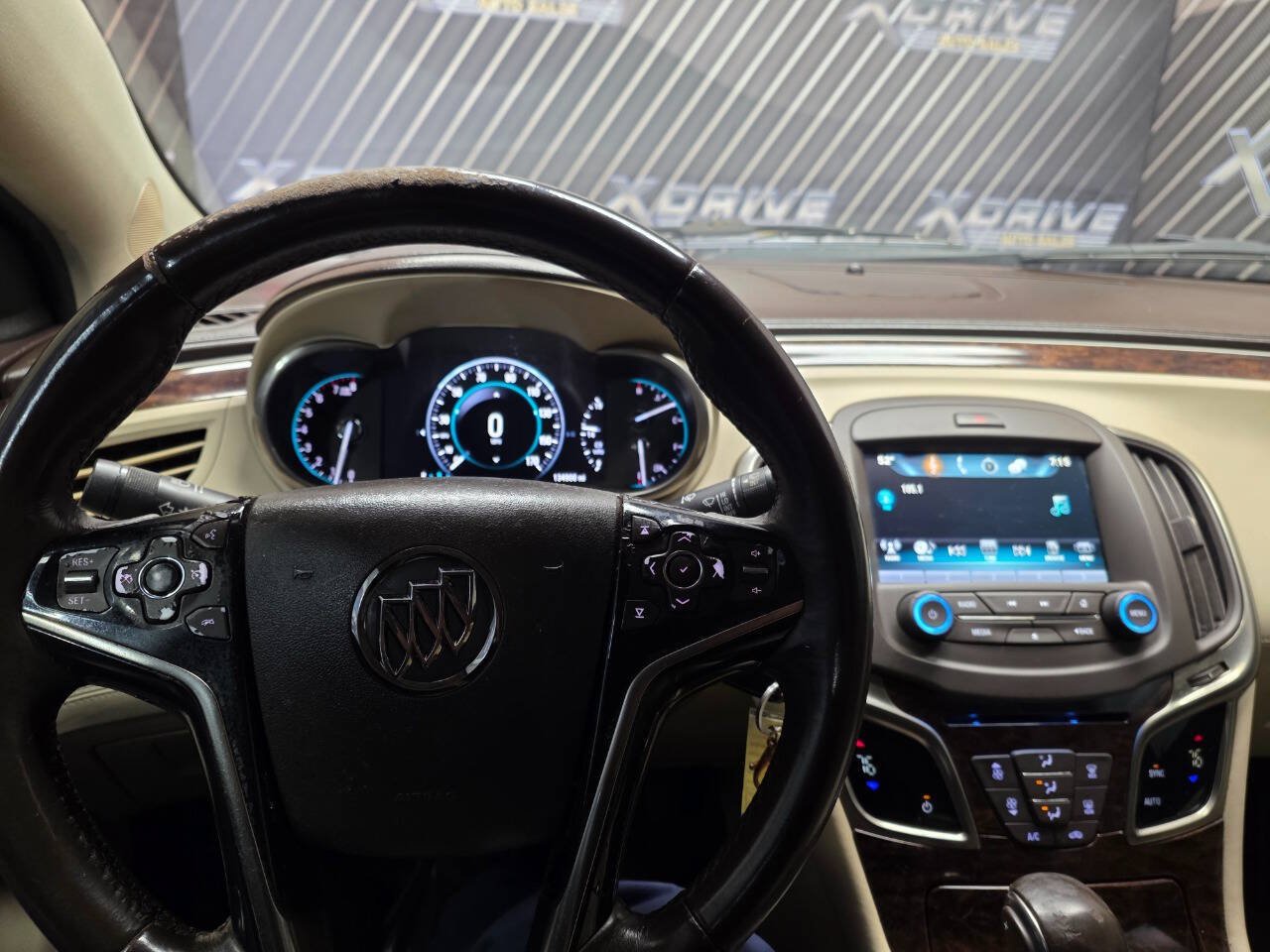 Used 2016 Buick LaCrosse FWD image 20