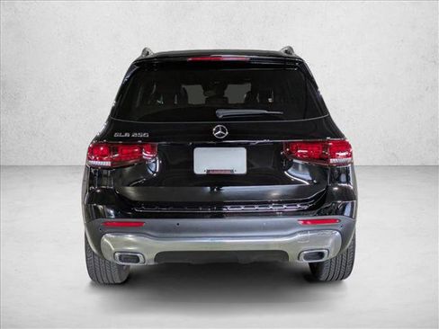 Certified 2022 Mercedes-Benz GLB 250 image 7