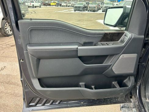 Used 2021 Ford F150 Lariat image 14