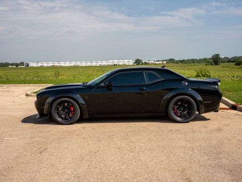 Used 2021 Dodge Challenger SRT Hellcat Redeye RWD image 4