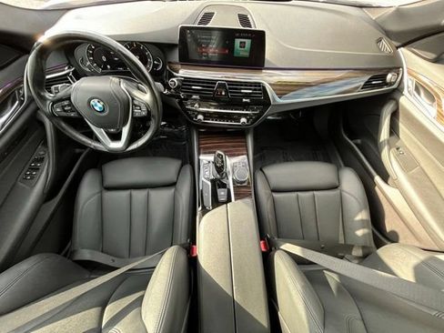 Used 2019 BMW 530i xDrive w/ Convenience Package AWD/4WD image 25