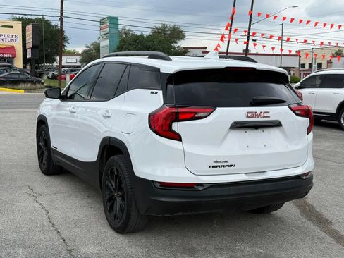 Used 2020 GMC Terrain SLE w/ Elevation Edition FWD image 4