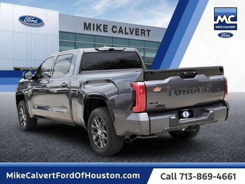 Used 2023 Toyota Tundra Platinum AWD/4WD image 2