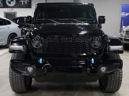 Used 2024 Jeep Wrangler High Altitude AWD/4WD image 8