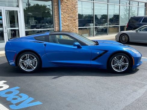 Used 2016 Chevrolet Corvette Stingray Coupe w/ Battery Protection Package RWD image 16