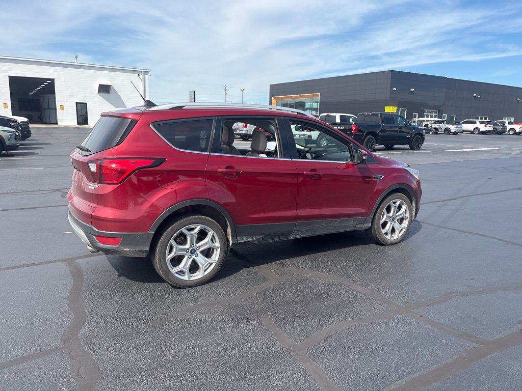 Used 2019 Ford Escape Titanium FWD image 13