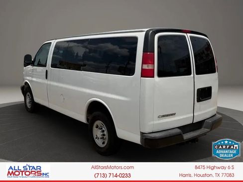 Used 2017 Chevrolet Express 2500 LS RWD image 9
