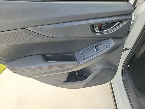 Used 2023 Subaru Crosstrek 2.5i Limited w/ Moonroof Package image 10