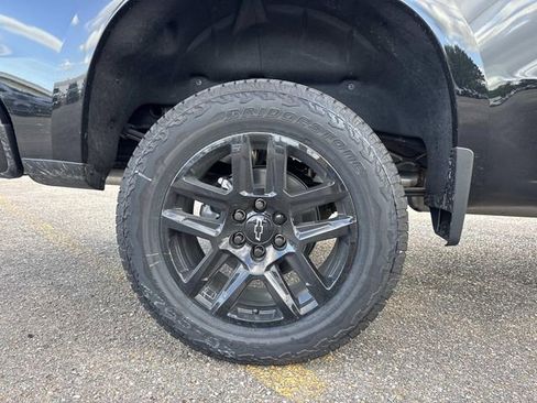 New 2026 Chevrolet Silverado 1500 Custom Trail Boss w/ Dark Appearance Package AWD/4WD image 9