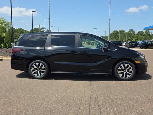 New 2026 Honda Odyssey EX-L image 2