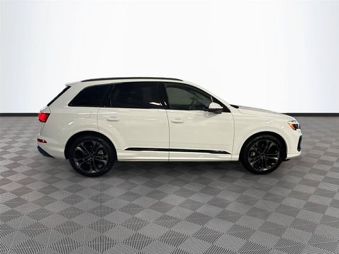 Certified 2026 Audi Q7 3.0T Premium Plus w/ Premium Plus Package AWD/4WD image 8