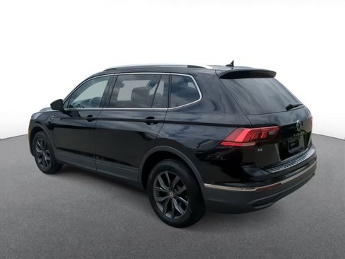 Used 2023 Volkswagen Tiguan SE AWD/4WD image 6