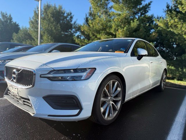 Used 2020 Volvo S60 T6 Momentum w/ Protection Package Premier AWD/4WD image 2