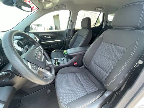 Used 2024 GMC Terrain SLE w/ Driver Convenience Package FWD image 21
